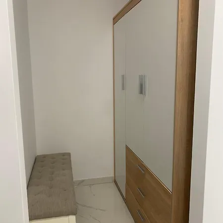 Jagodno 아파트